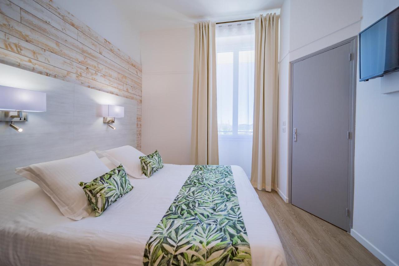 Hotel Le Rabelais เลอลาวองดูว์ ภายนอก รูปภาพ